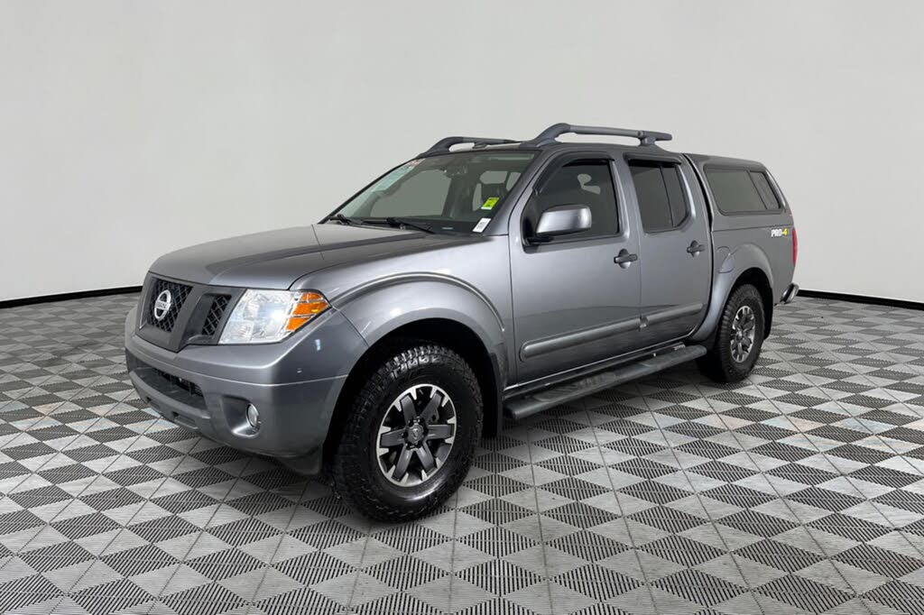 2018 Nissan Frontier PRO-4X Crew Cab 4WD