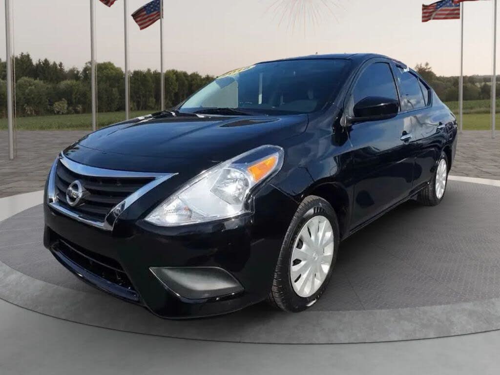 2018 Nissan Versa SV