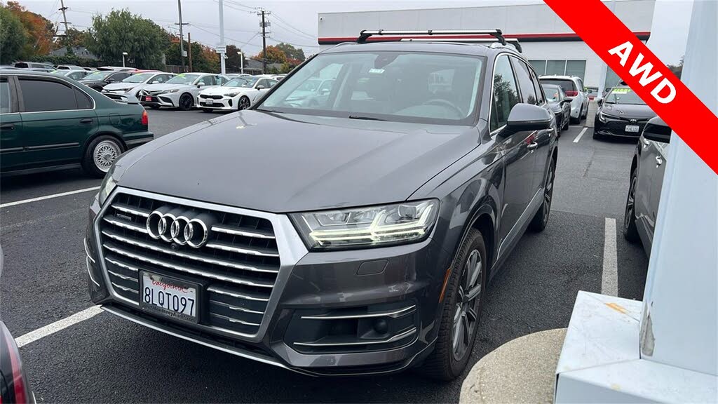 2019 Audi Q7 55 TFSI quattro Premium Plus