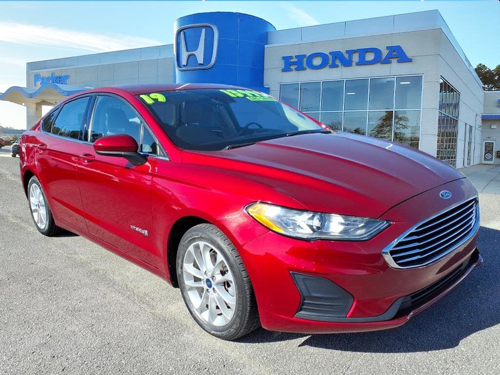 2019 Ford Fusion Hybrid SE FWD