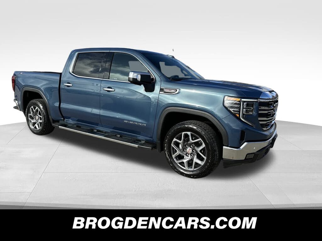 2024 GMC Sierra 1500 SLT Crew Cab 4WD