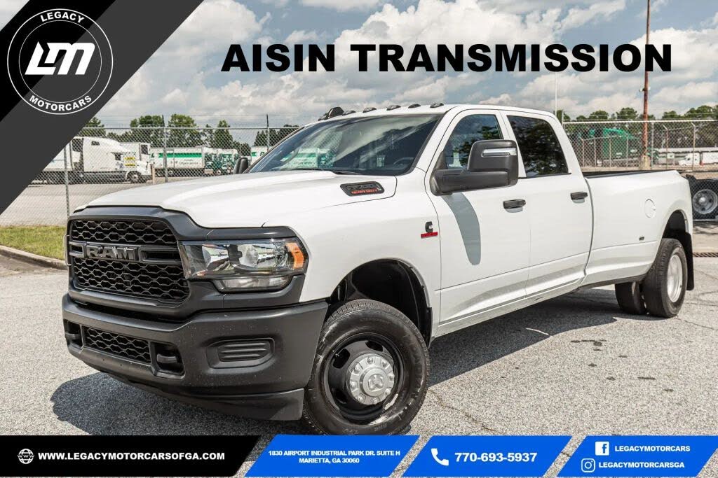 2024 RAM 3500 Tradesman Crew Cab LB DRW 4WD