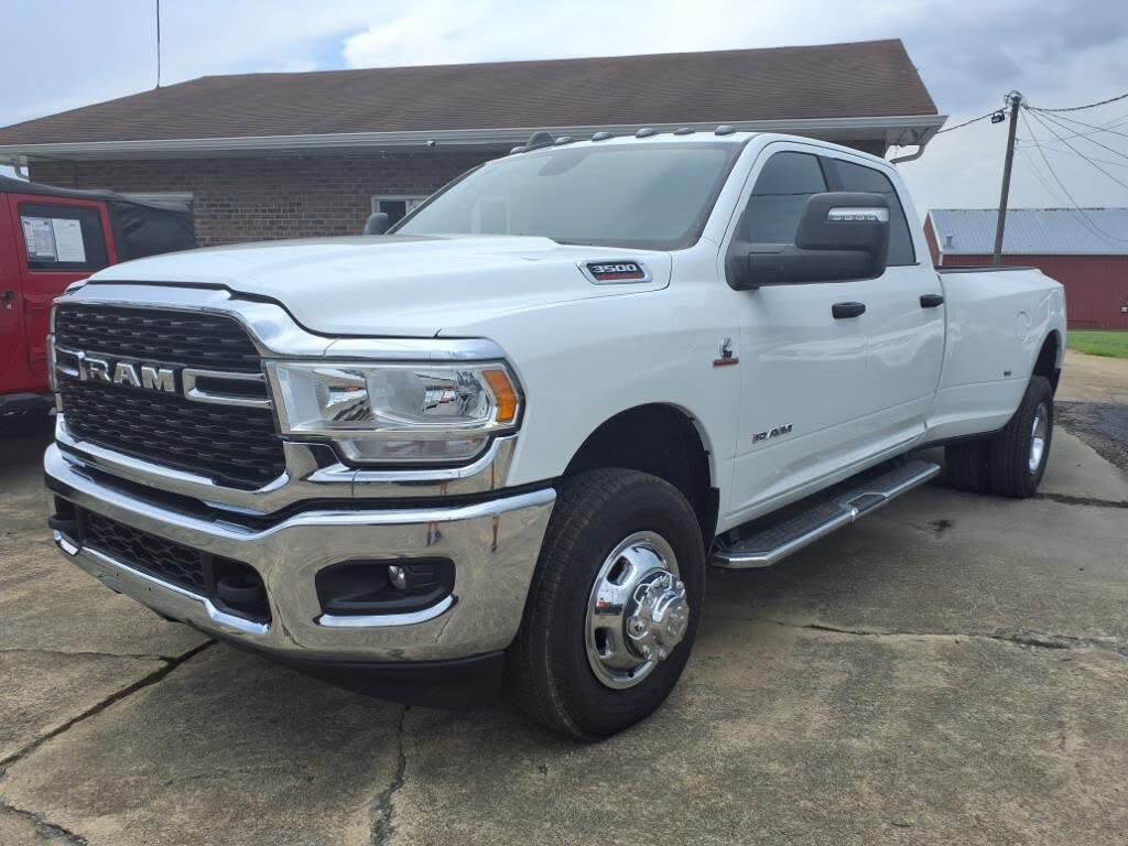 2024 RAM 3500 Big Horn Crew Cab LB DRW 4WD