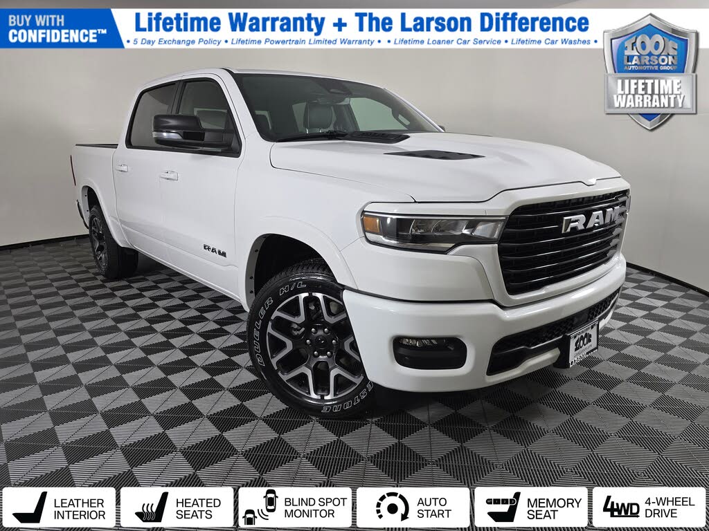 2026 RAM 1500 Laramie Crew Cab 4WD