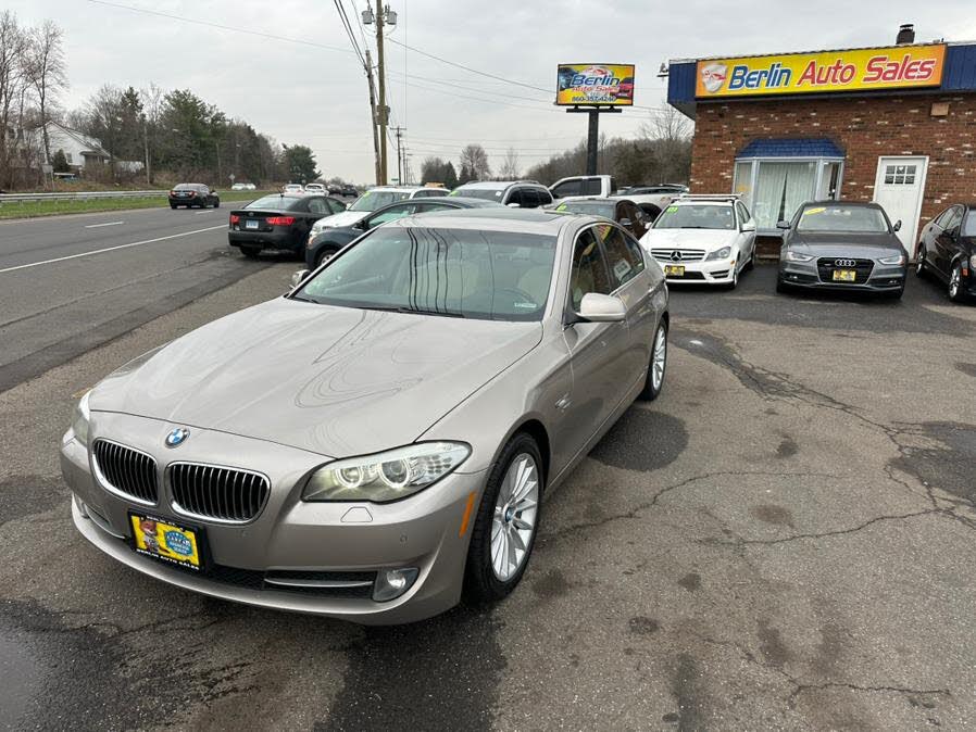 2011 BMW 5 Series 535i xDrive Sedan AWD