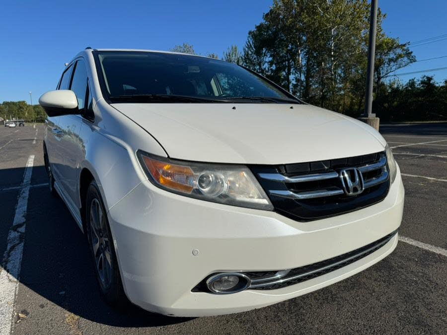 2014 Honda Odyssey Touring FWD