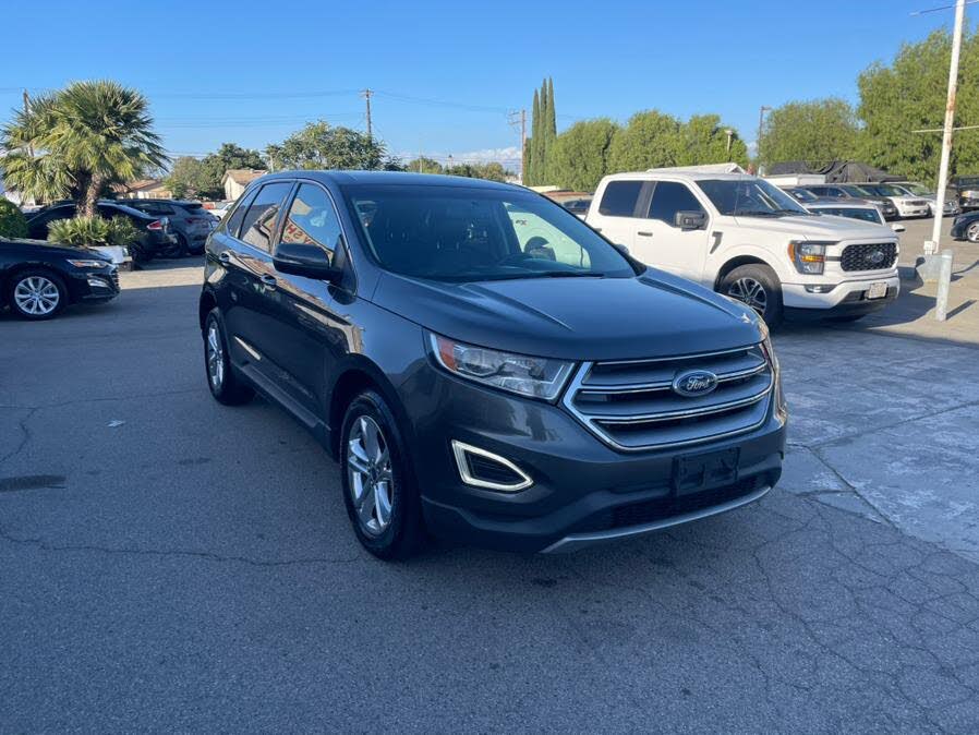 2017 Ford Edge Titanium