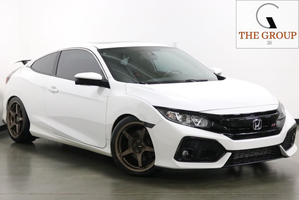 2018 Honda Civic Coupe Si with Summer Tires