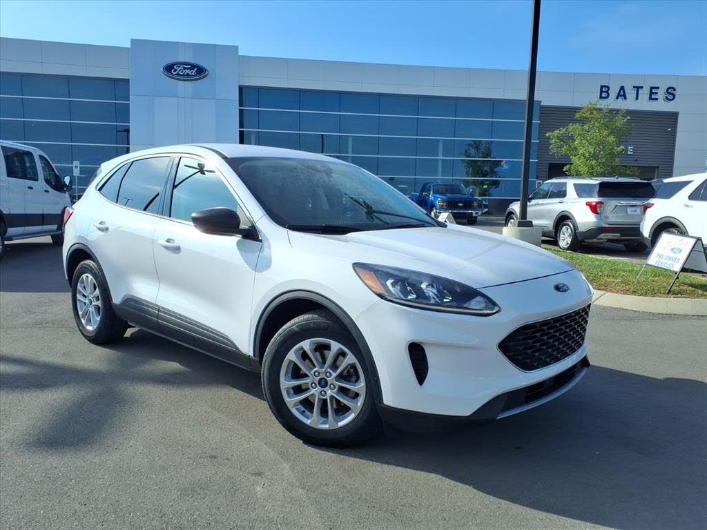 2022 Ford Escape SE FWD
