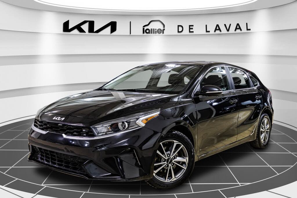2022 Kia Forte5 EX FWD