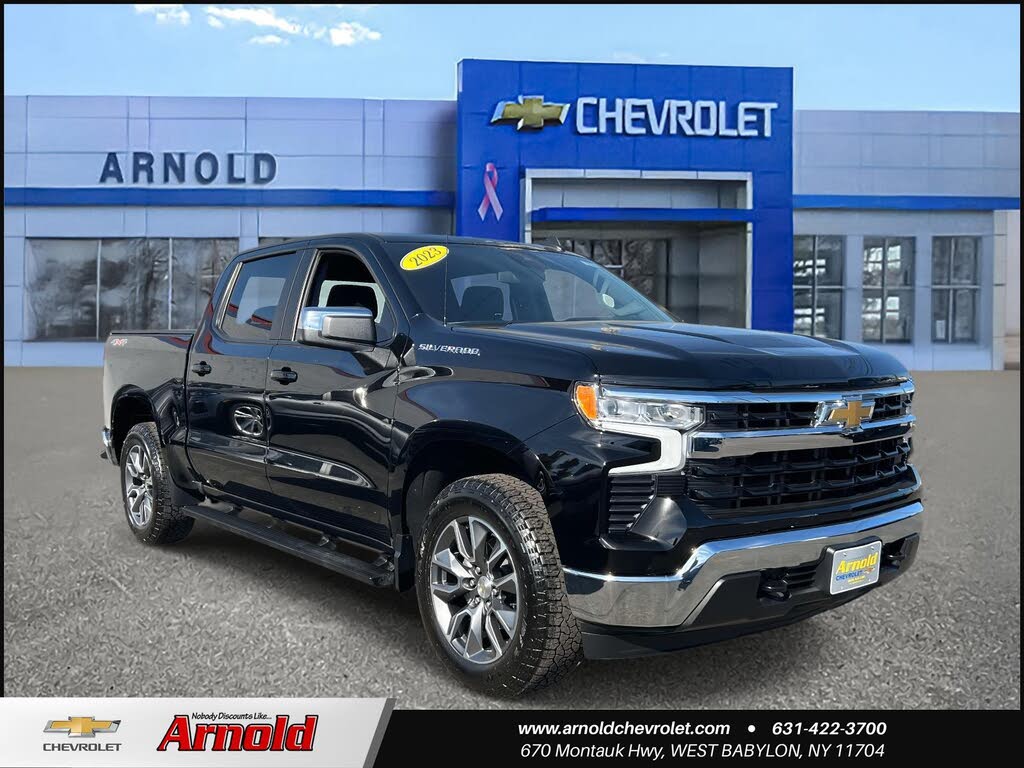 2023 Chevrolet Silverado 1500 LT Crew Cab 4WD
