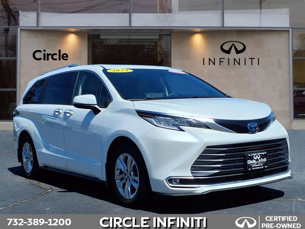 2023 Toyota Sienna Limited 7-Passenger AWD