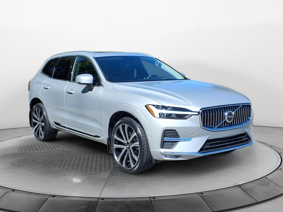 2023 Volvo XC60 B5 Ultimate Bright Theme AWD