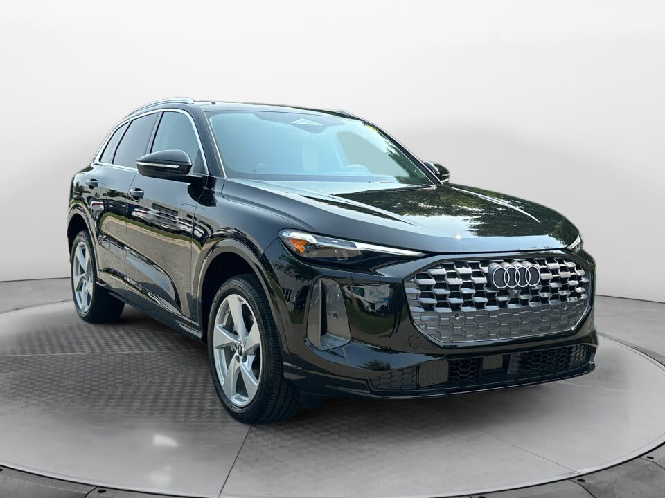 2025 Audi Q5 quattro Premium Plus 40 TFSI