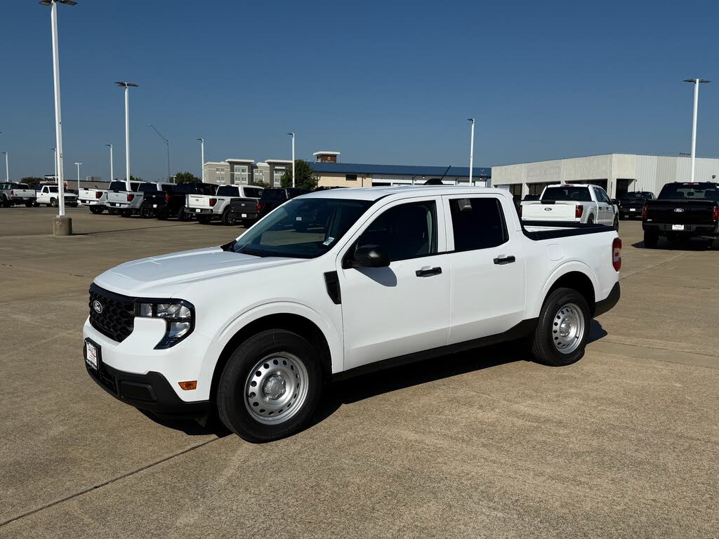 2025 Ford Maverick XL SuperCrew FWD