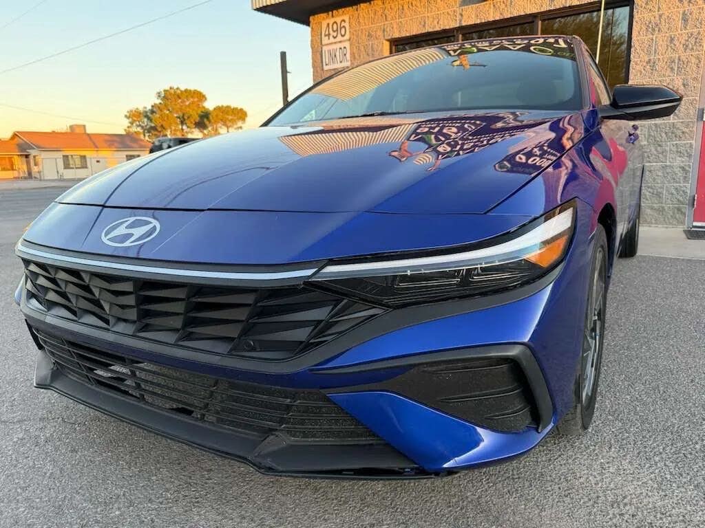 2025 Hyundai Elantra SEL Sport FWD