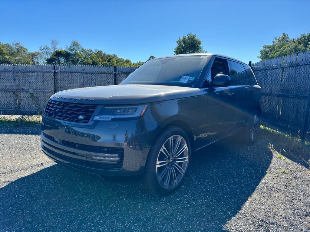 2025 Land Rover Range Rover P530 SE LWB AWD
