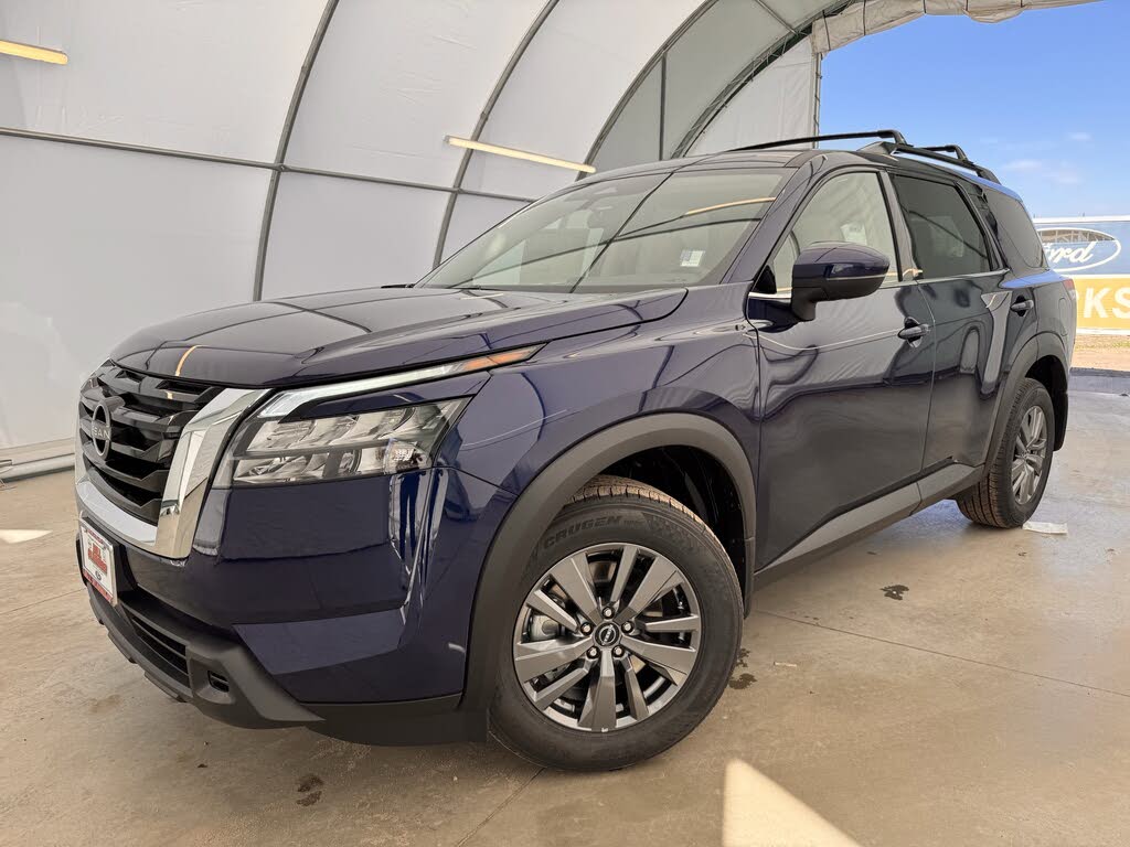 2025 Nissan Pathfinder SV 4WD