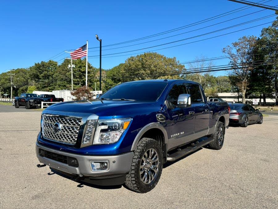 2016 Nissan Titan XD Platinum Reserve Crew Cab 4WD