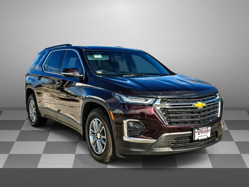 2023 Chevrolet Traverse LT Cloth AWD