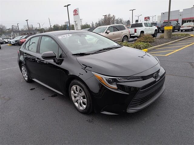 2024 Toyota Corolla LE FWD