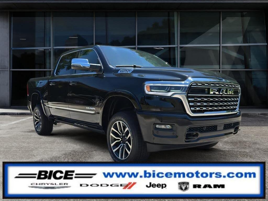 2025 RAM 1500 Limited Crew Cab 4WD