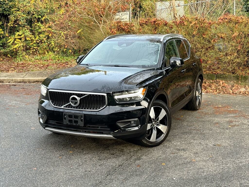 Volvo XC40 T5 Momentum AWD 2022
