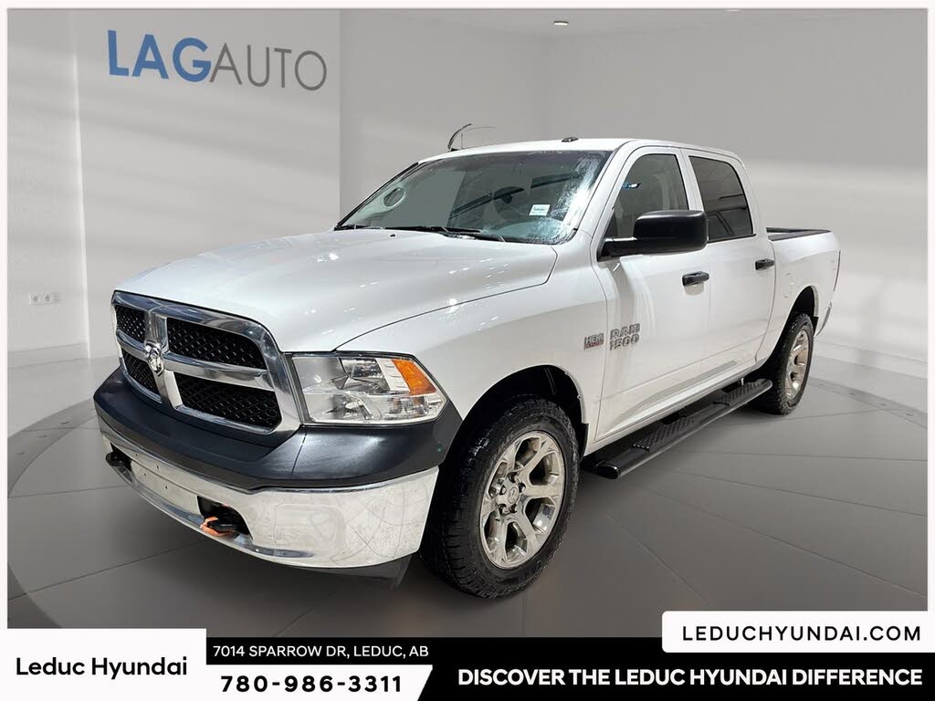 2017 RAM 1500 ST Crew Cab 4WD