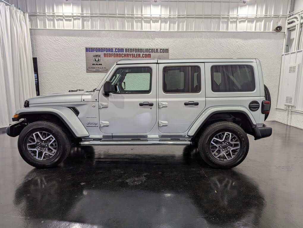 2024 Jeep Wrangler Sahara 4-Door 4WD