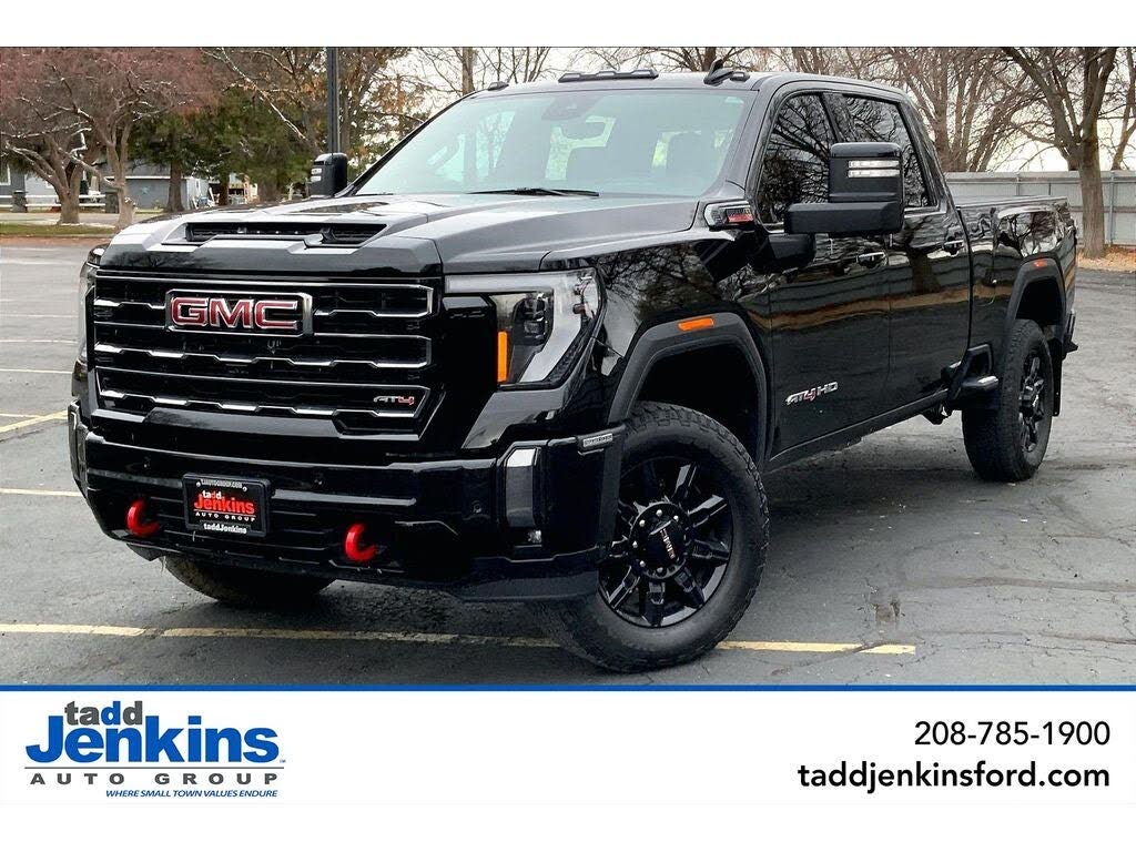 2024 GMC Sierra 2500HD AT4 Crew Cab 4WD