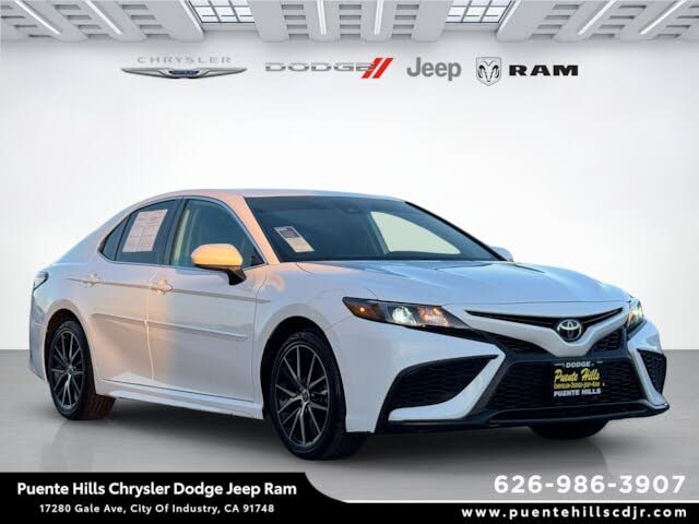 2021 Toyota Camry SE FWD