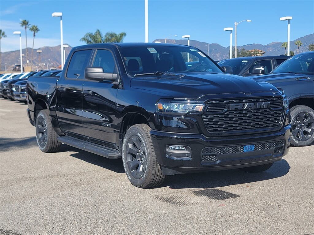 2025 RAM 1500 Tradesman Crew Cab 4WD