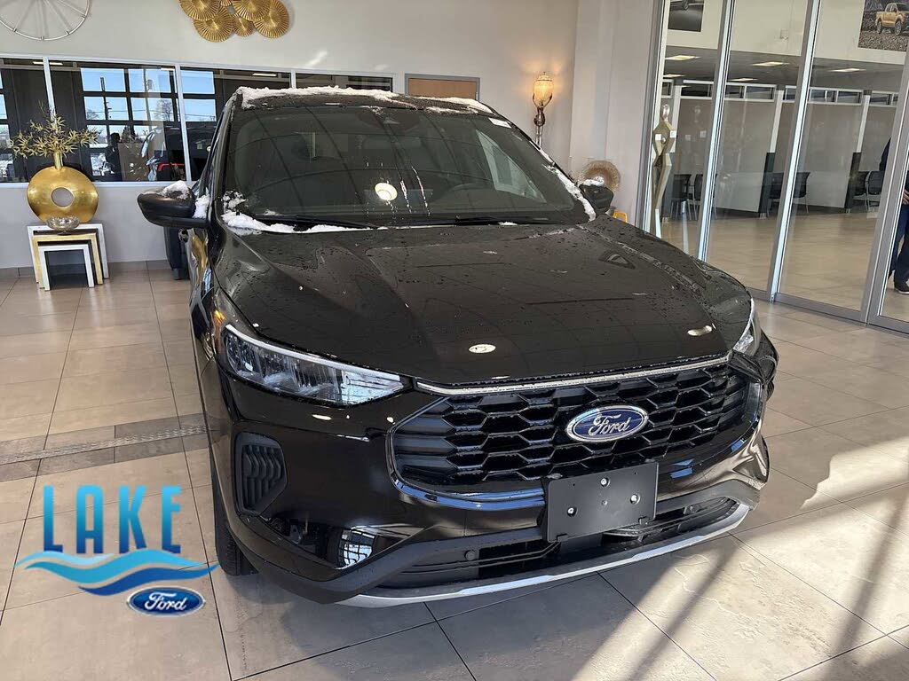 2026 Ford Escape ST-Line AWD