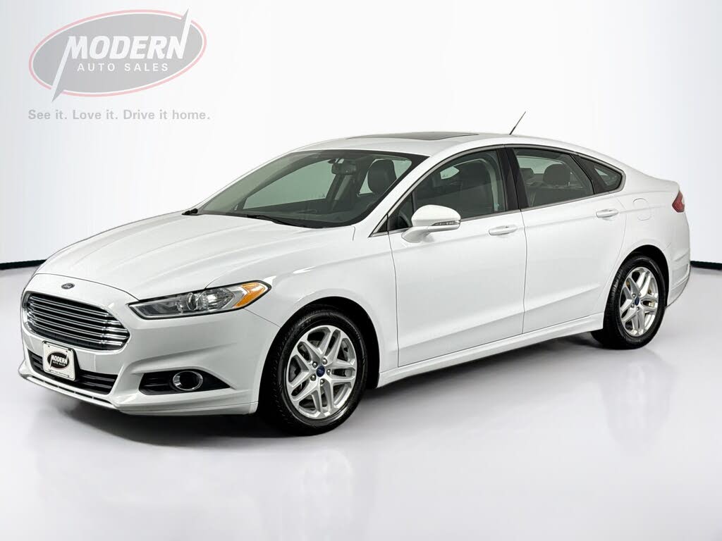 2016 Ford Fusion SE