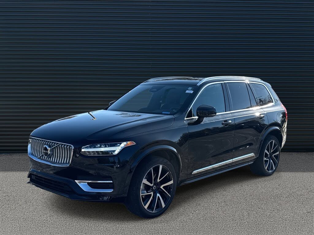 2023 Volvo XC90 B6 Plus Bright Theme 7-Passenger AWD