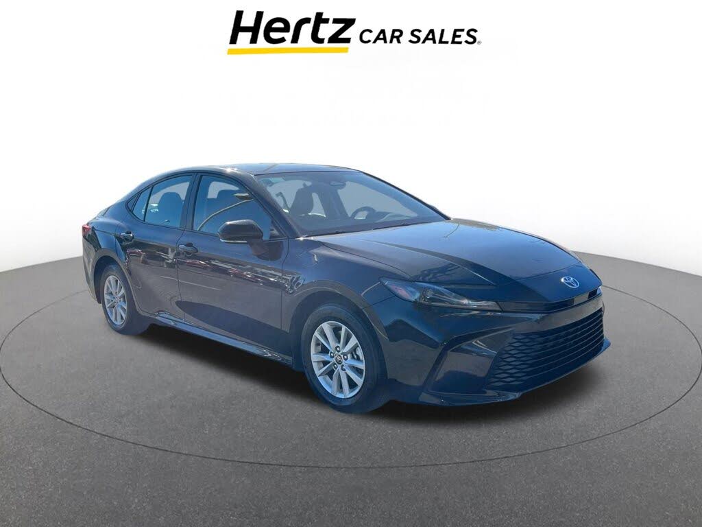 2025 Toyota Camry LE FWD