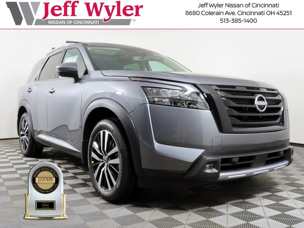 2025 Nissan Pathfinder Platinum 4WD