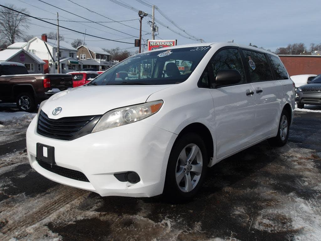 2011 Toyota Sienna 7-Passenger V6 FWD