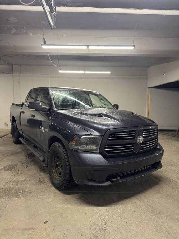 2015 RAM 1500 Sport Crew Cab 4WD