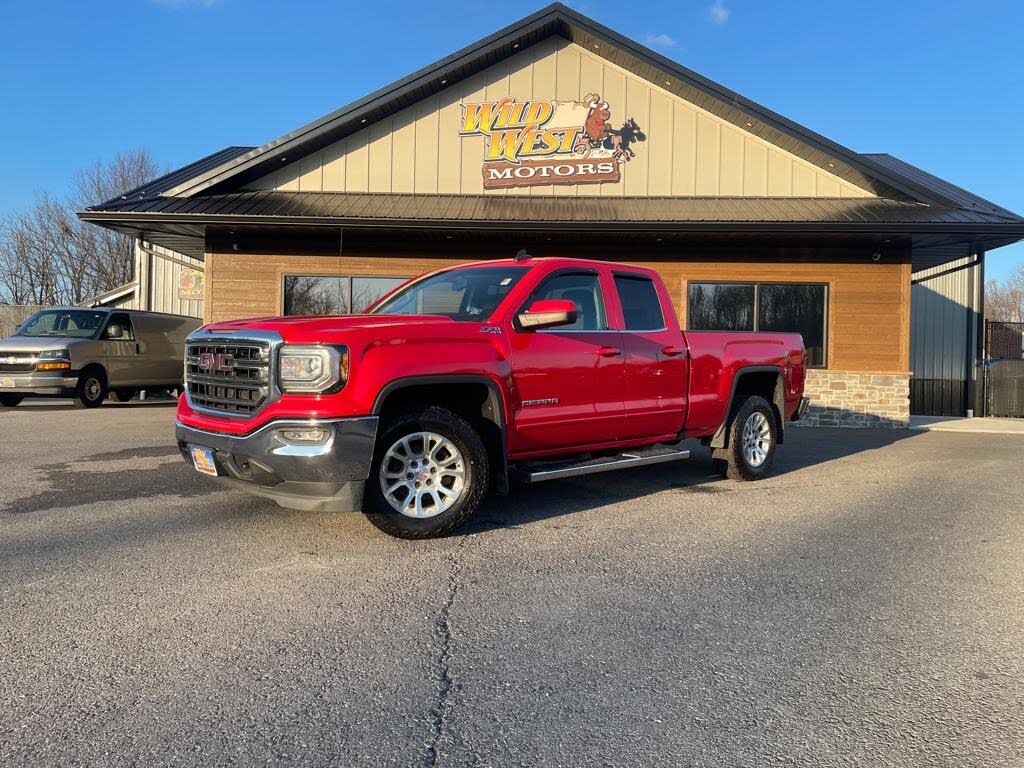 2017 GMC Sierra 1500 SLE Double Cab 4WD