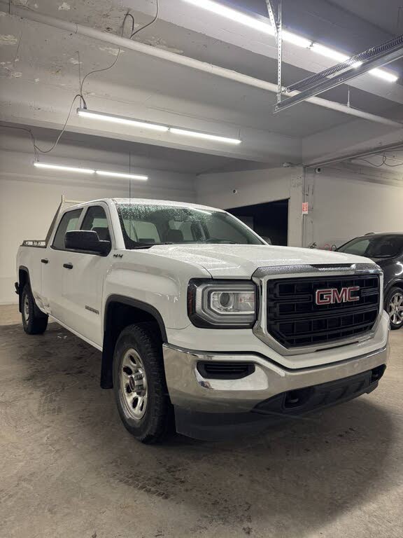 2018 GMC Sierra 1500 Base Crew Cab 4WD
