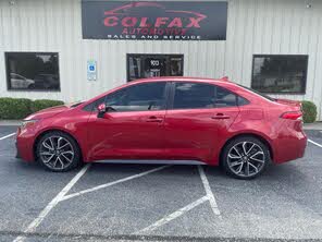 Toyota Corolla SE FWD