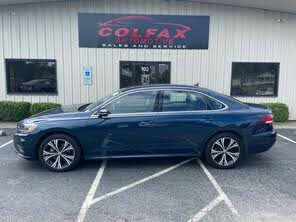 Volkswagen Passat 2.0T SE FWD