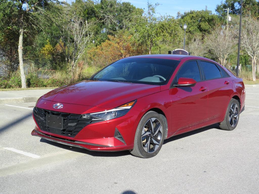 2023 Hyundai Elantra SEL FWD