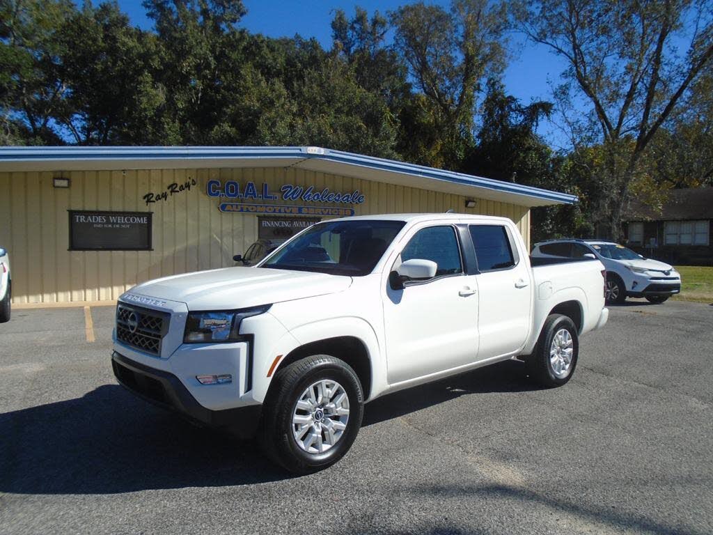 2024 Nissan Frontier SV Crew Cab 4WD