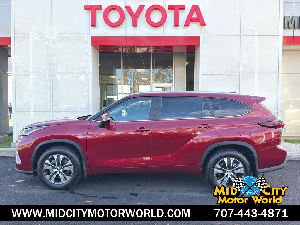 2026 Toyota Highlander XLE AWD
