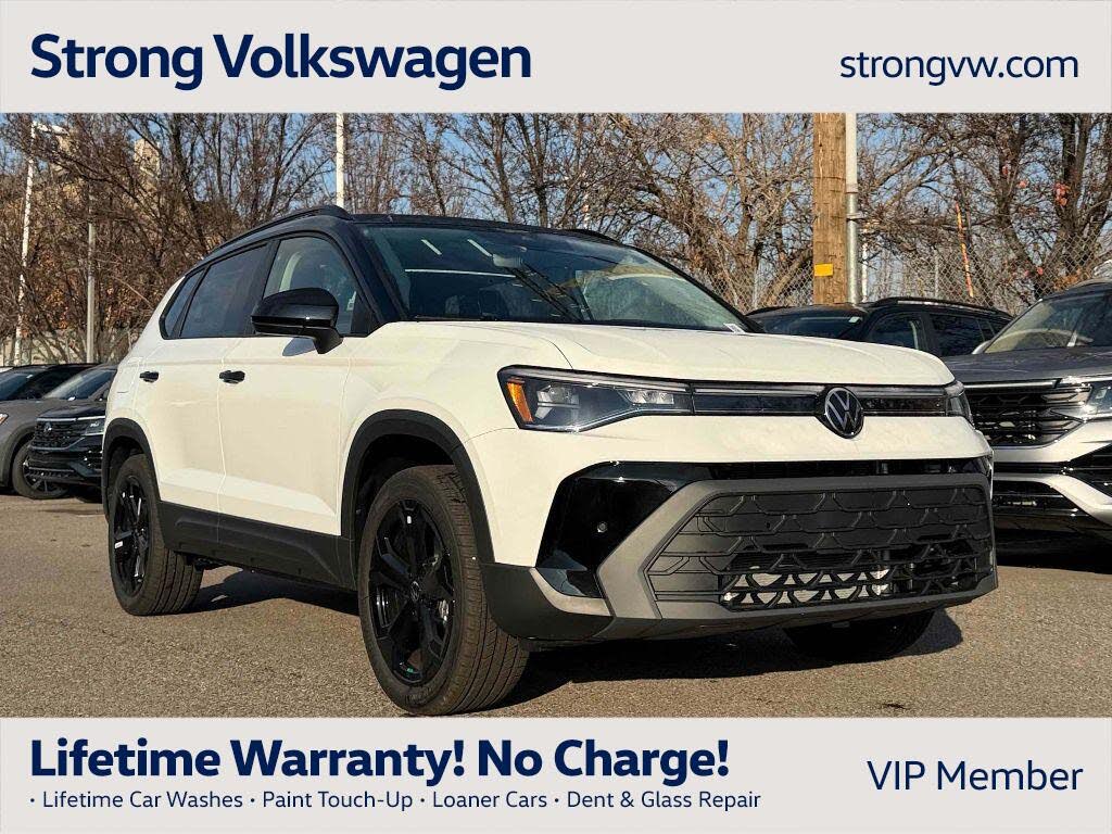 2026 Volkswagen Taos SE Black 4Motion