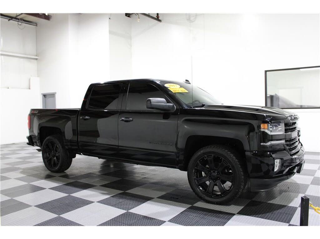 2017 Chevrolet Silverado 1500 LTZ Crew Cab 4WD