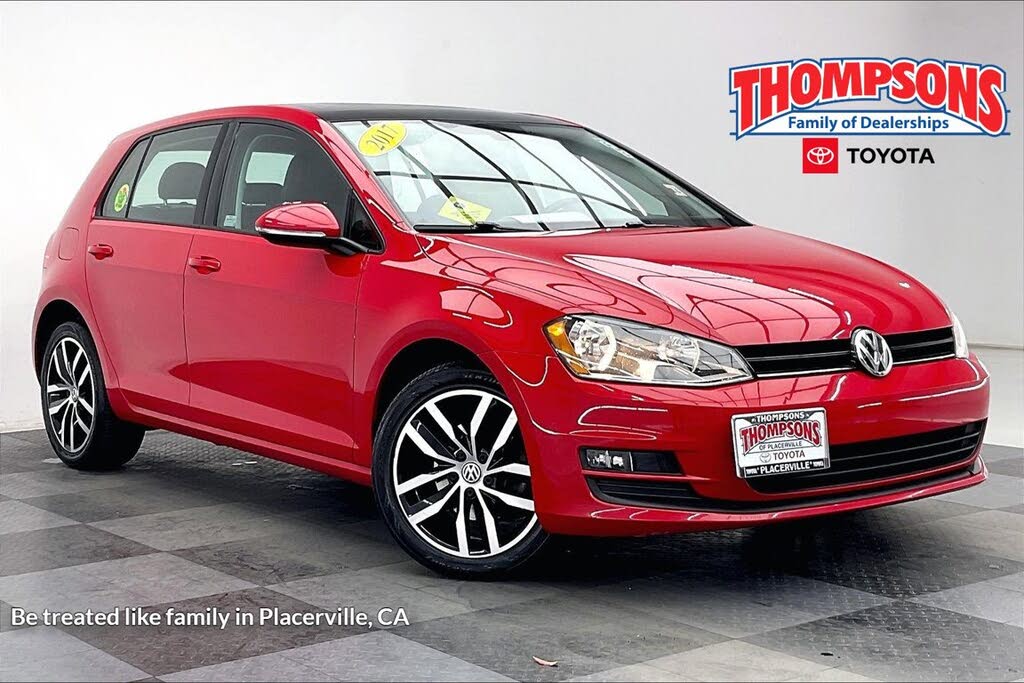 2017 Volkswagen Golf TSI SE 4-Door FWD