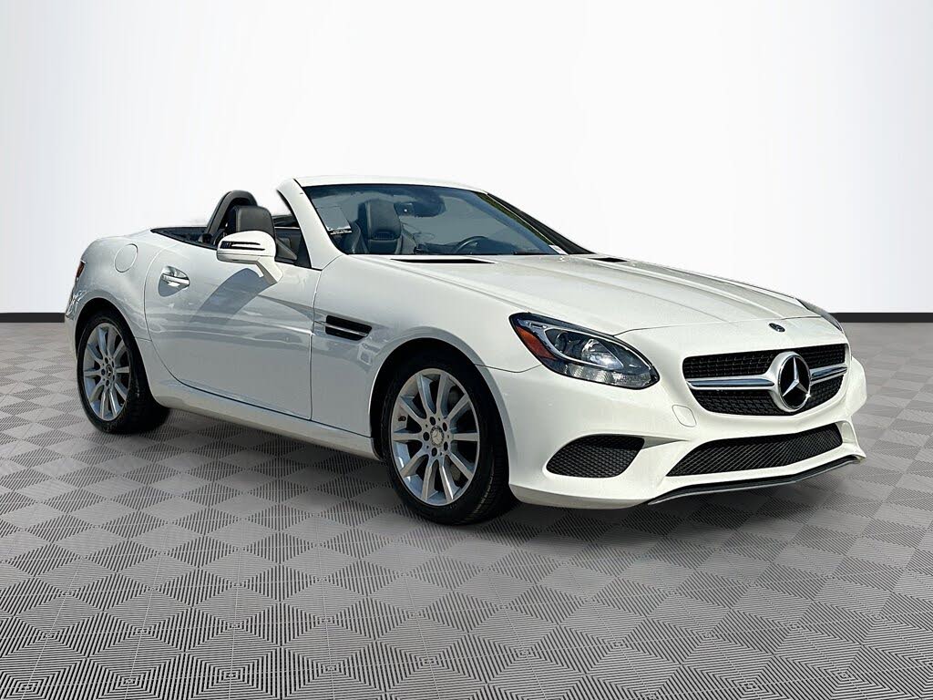 2019 Mercedes-Benz SLC 300 RWD